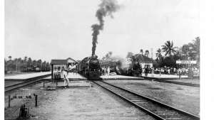 kereta api batavia - surabaya